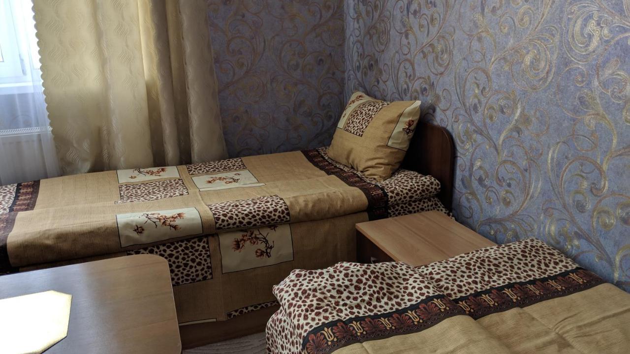 Karavan Hotel Bila Krynytsya  ภายนอก รูปภาพ