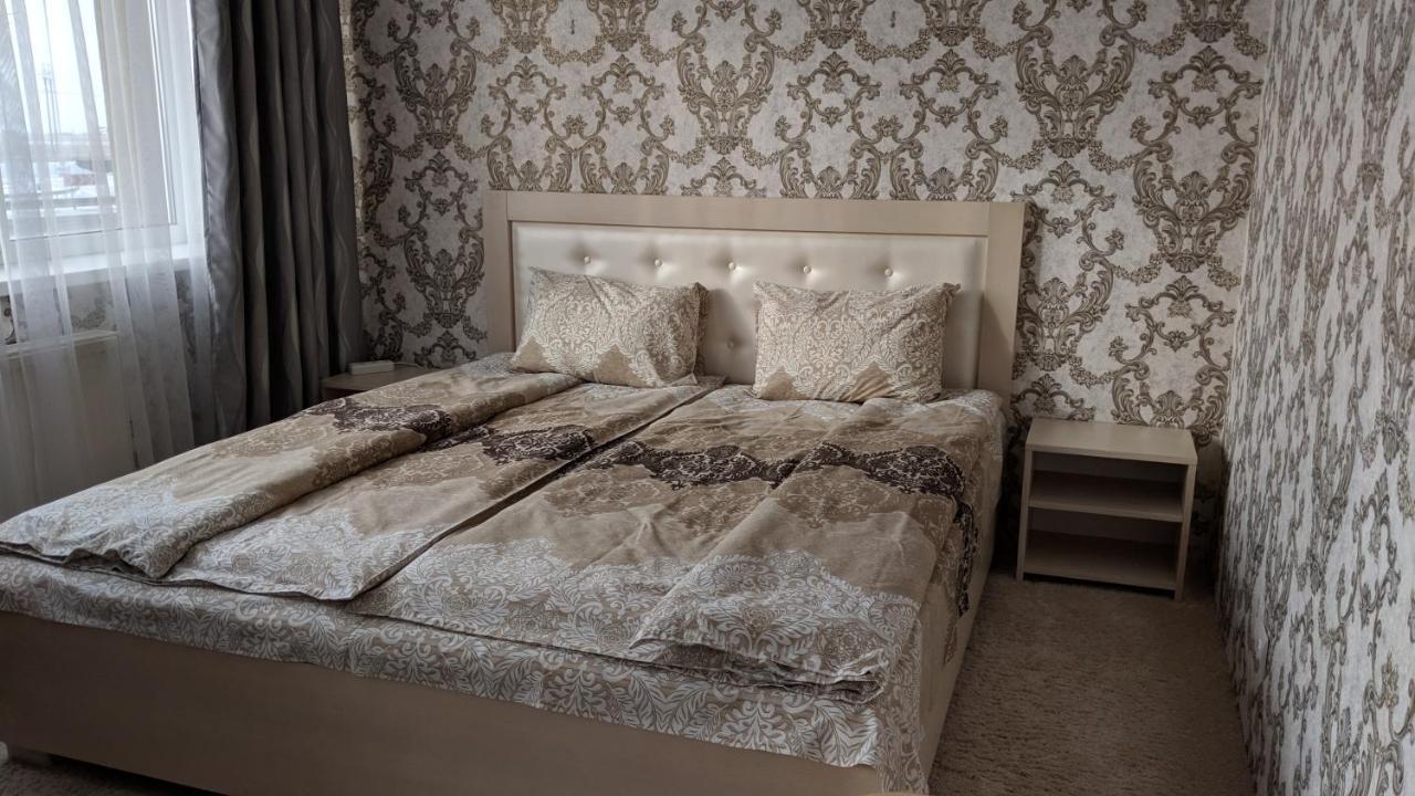 Karavan Hotel Bila Krynytsya  ภายนอก รูปภาพ