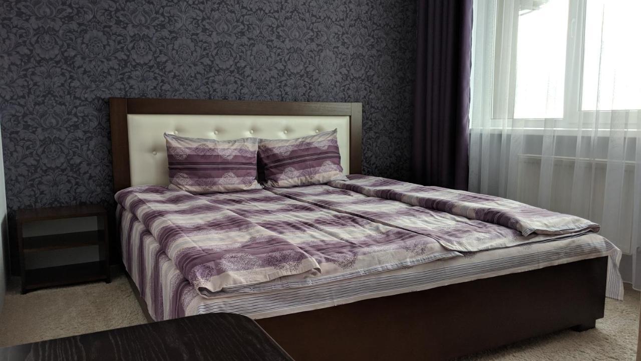 Karavan Hotel Bila Krynytsya  ภายนอก รูปภาพ