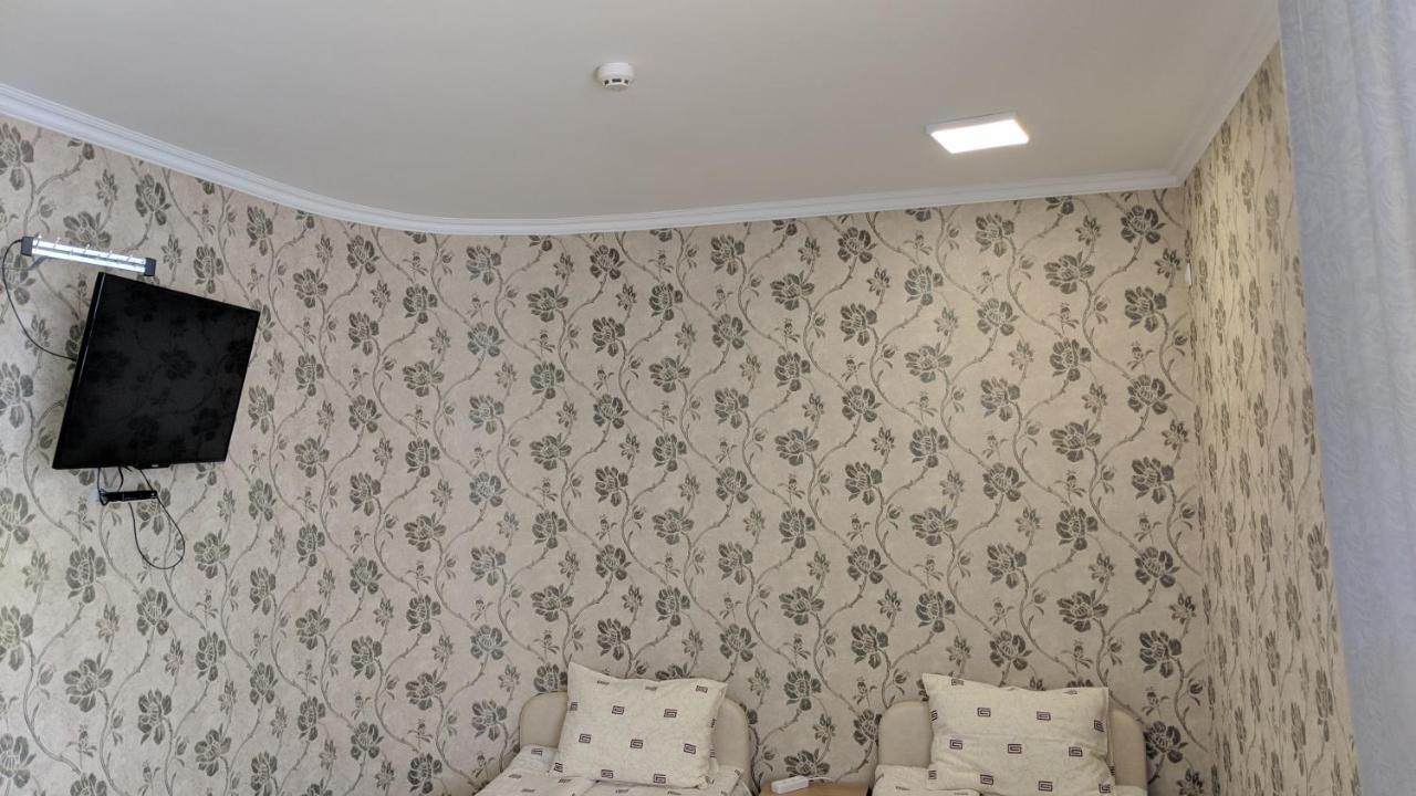 Karavan Hotel Bila Krynytsya  ภายนอก รูปภาพ