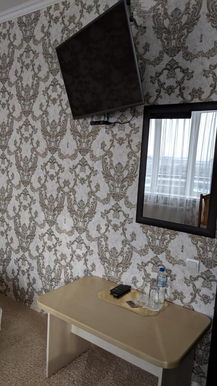 Karavan Hotel Bila Krynytsya  ภายนอก รูปภาพ