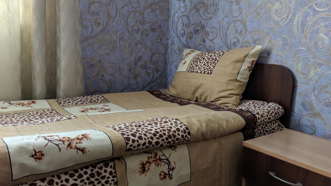 Karavan Hotel Bila Krynytsya  ภายนอก รูปภาพ