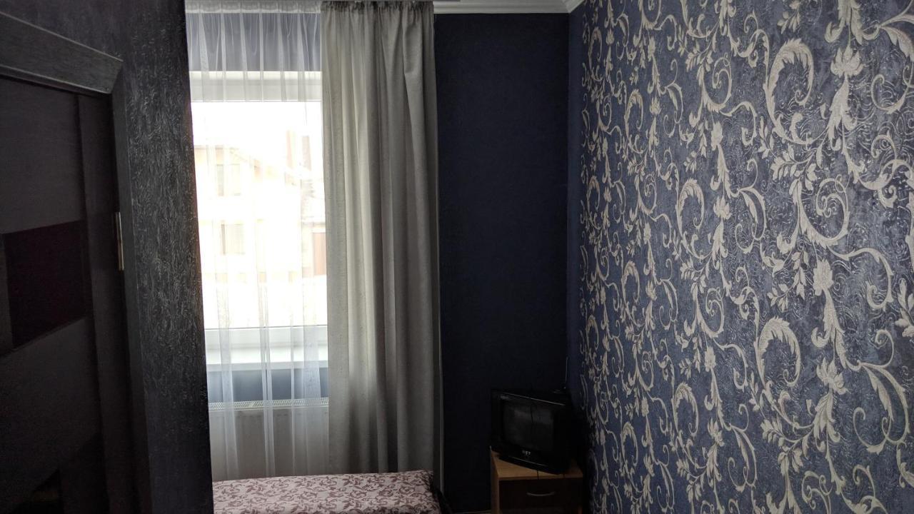 Karavan Hotel Bila Krynytsya  ภายนอก รูปภาพ