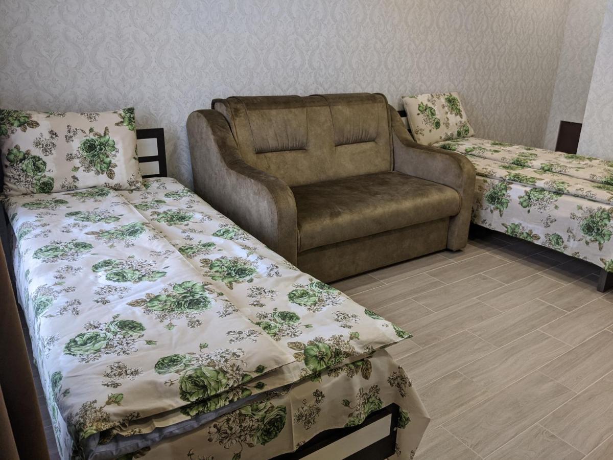 Karavan Hotel Bila Krynytsya  ภายนอก รูปภาพ